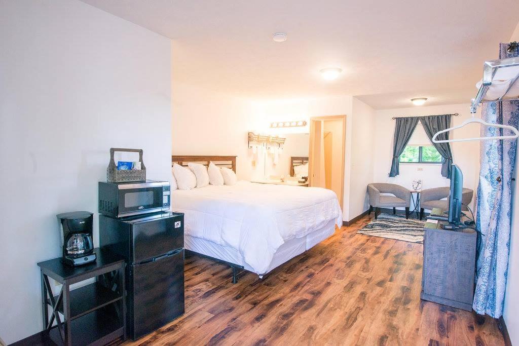 Timber Pointe Resort Jamestown Екстериор снимка