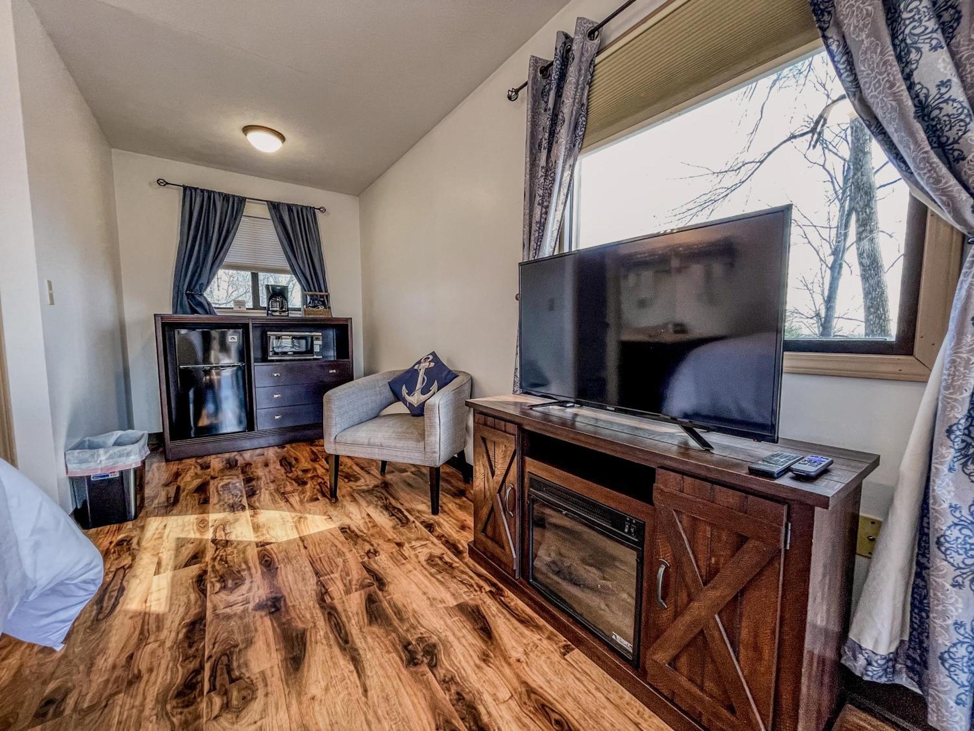 Timber Pointe Resort Jamestown Екстериор снимка